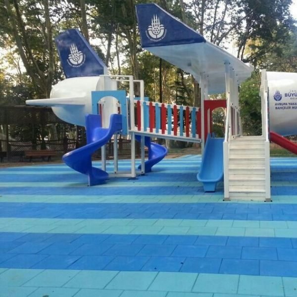 playground rubber tile project in Hongkong